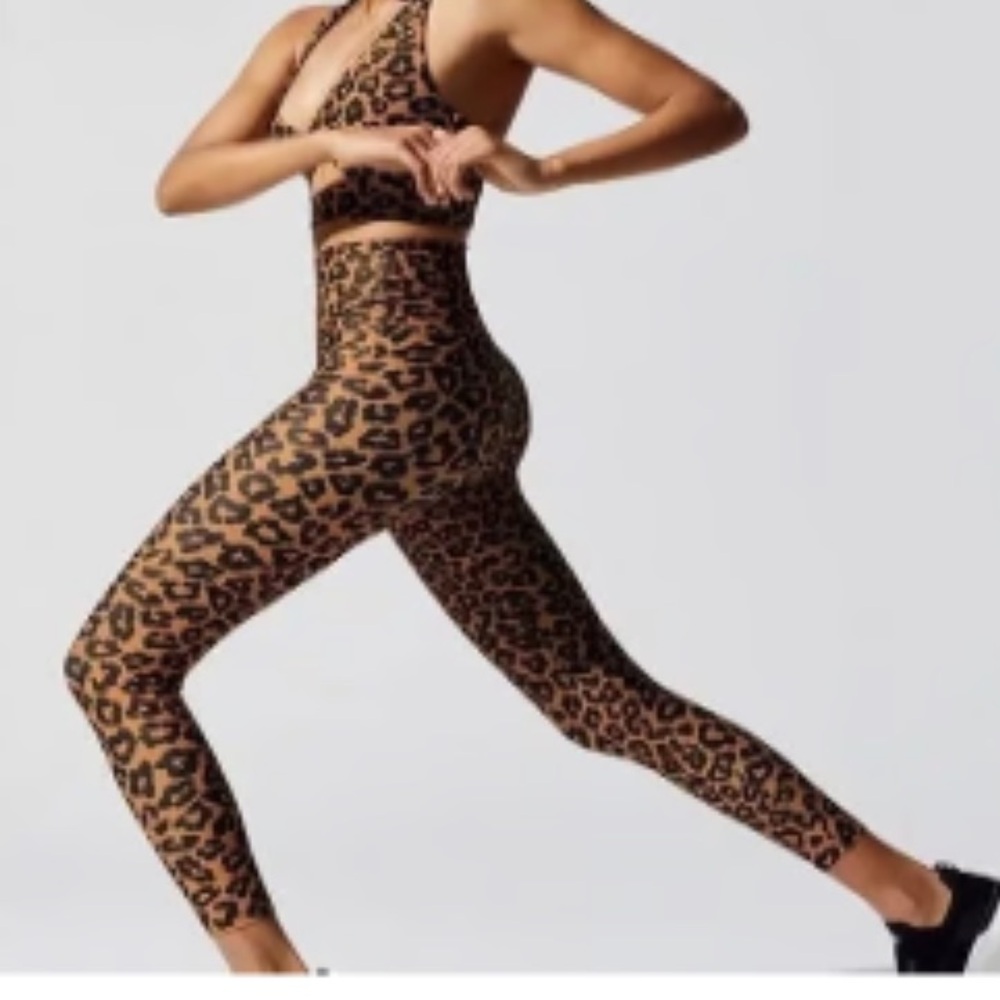 Beach Riot Sport | High-Rise Full Length Leopard Piper Active Leggings size M - Picture 6 of 6
